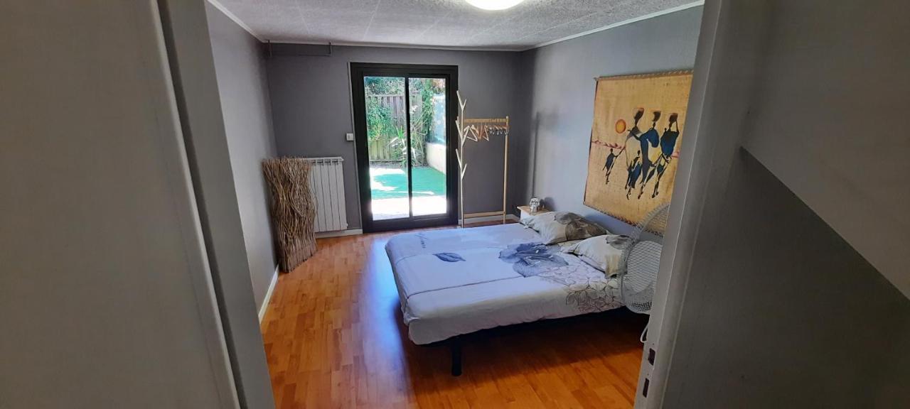Au Coeur Du Village Saint-Cyr-sur-Mer Exteriör bild